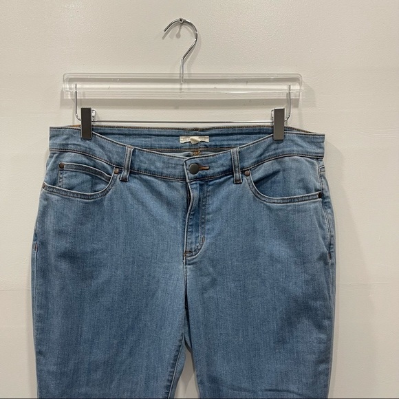 Eileen Fisher Step-Hem Ankle Slim Jeans in Frost Size 12 Raw - Picture 4 of 12